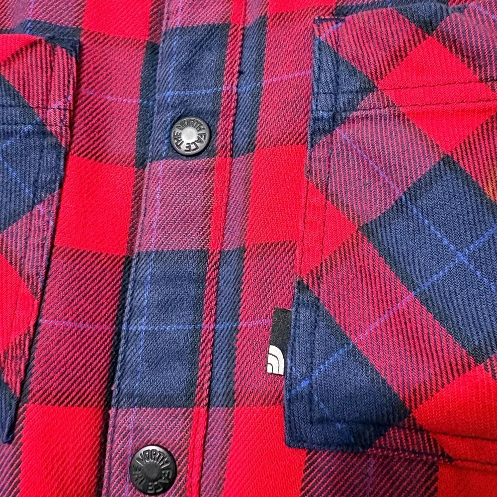 The North Face Reversible Red Blue Plaid Flannel Men's Puffer Shaket Lightweight